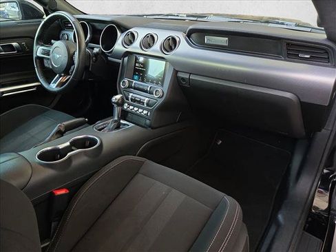 Used 2019 Ford Mustang Coupe w/ Equipment Group 101A RWD image 20