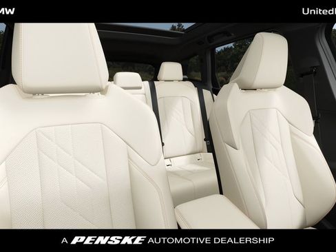 New 2026 BMW X3 xDrive30i w/ Premium Package AWD/4WD image 11