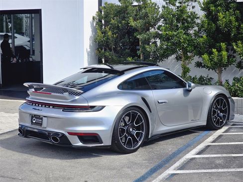 Used 2021 Porsche 911 Turbo S image 3