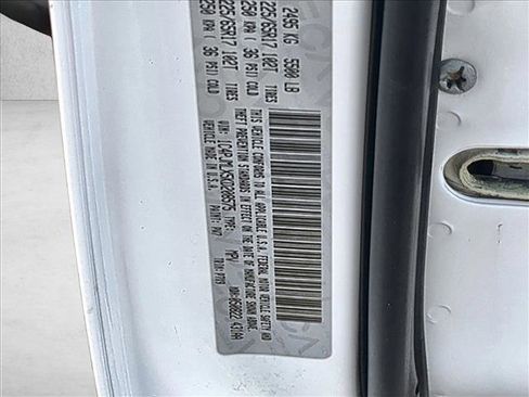 Used 2019 Jeep Cherokee Latitude Plus image 25