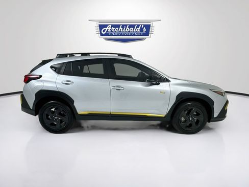 Used 2024 Subaru Crosstrek 2.5i Sport AWD/4WD image 9