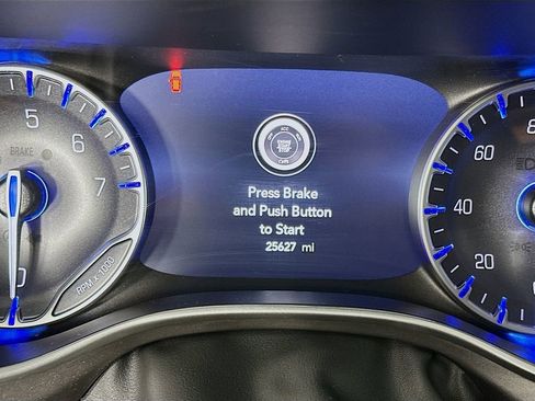 Certified 2024 Chrysler Pacifica Touring-L image 20