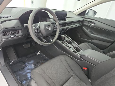 Certified 2023 Honda Accord LX image 15