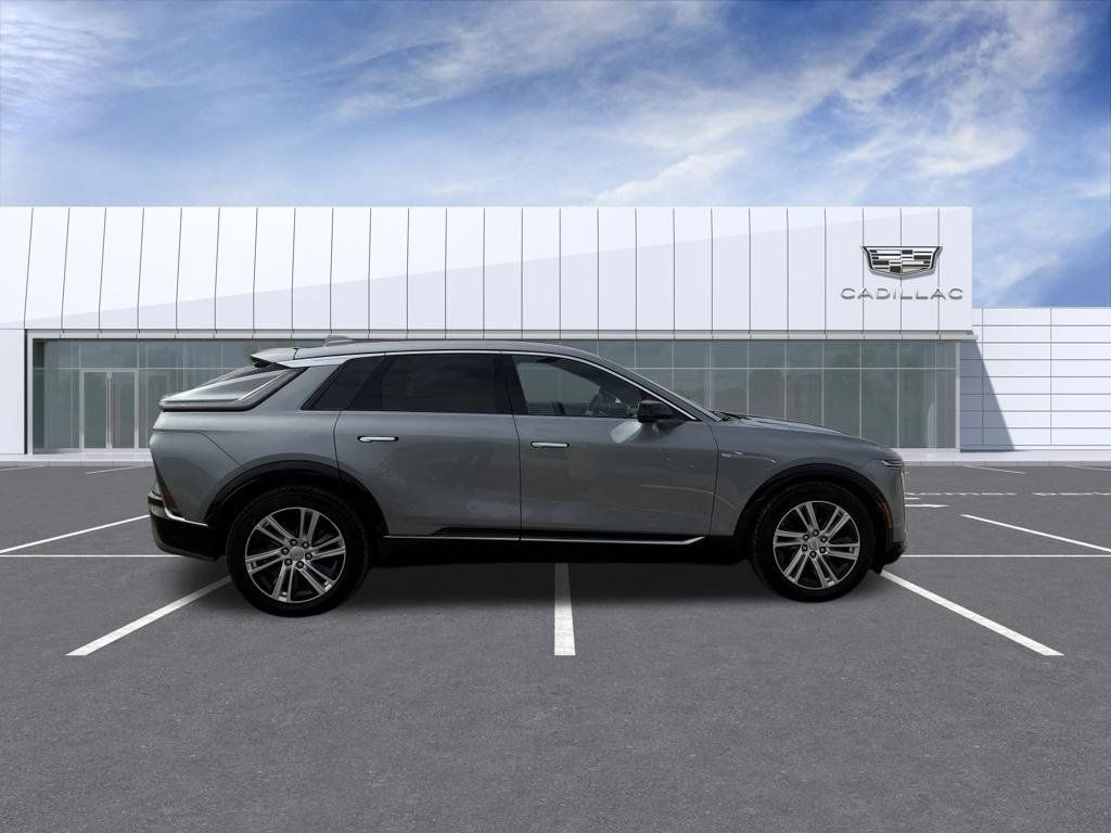 Certified 2024 Cadillac Lyriq Tech w/ LPO, Floor Liner Package AWD/4WD image 2