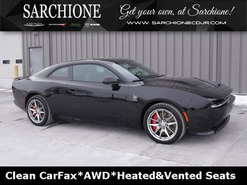Used 2025 Dodge Charger R/T Scat Pack w/ Track Pack image 1