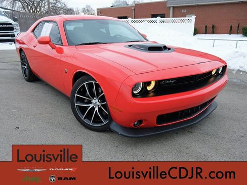 Used 2017 Dodge Challenger Scat Pack RWD image 1