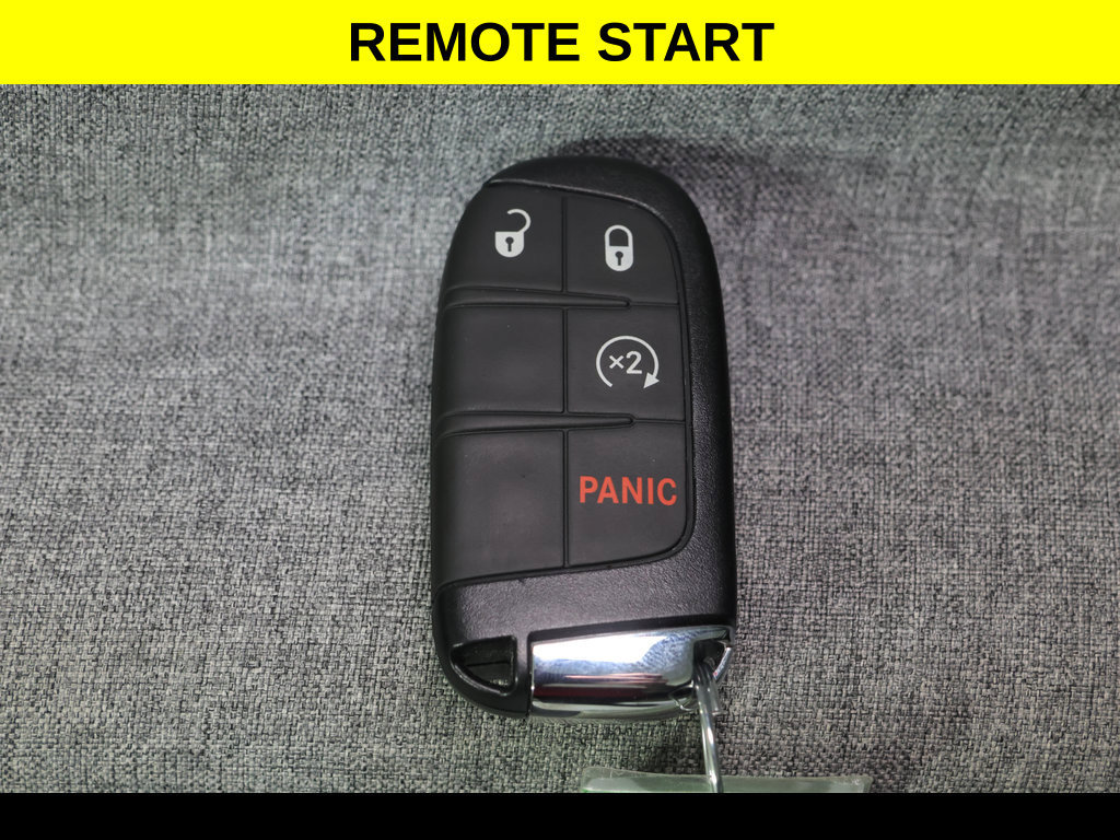 Used 2022 Jeep Compass Latitude w/ Sun and Sound Group AWD/4WD image 12