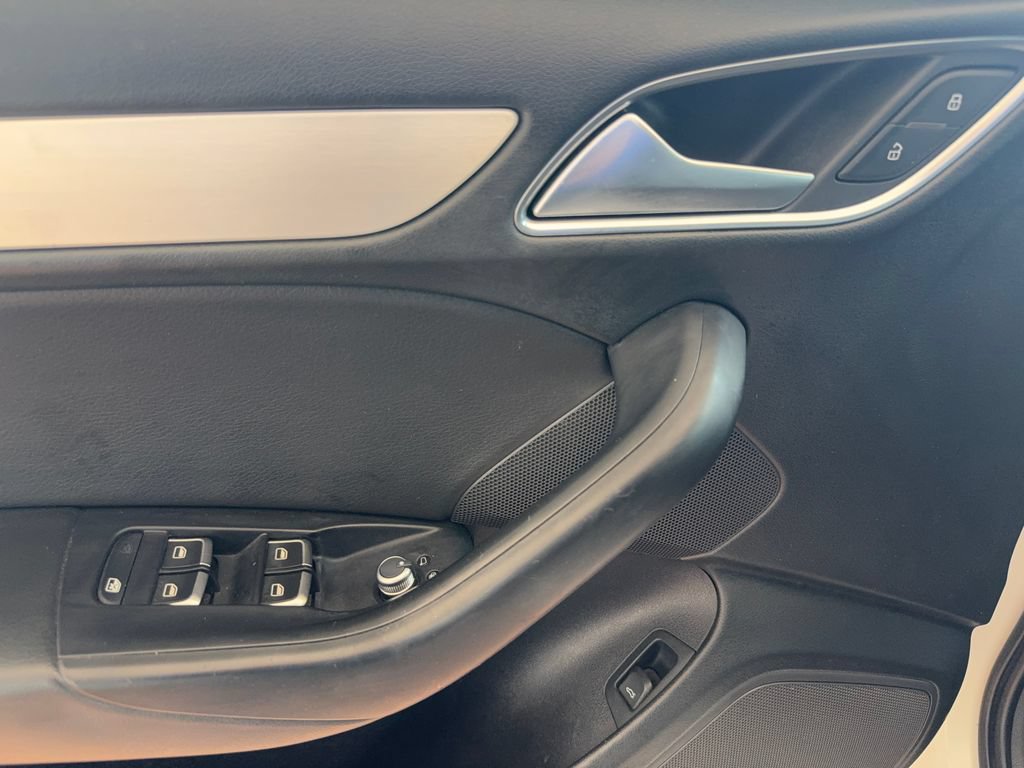 Used 2018 Audi Q3 2.0T Premium FWD image 13