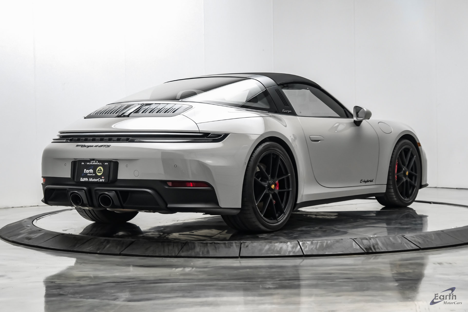 Used 2025 Porsche 911 Targa 4 GTS AWD/4WD image 21