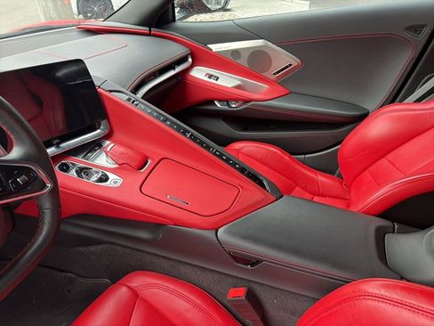 Used 2023 Chevrolet Corvette Stingray Preferred Conv w/ Z51 Performance Package RWD image 16