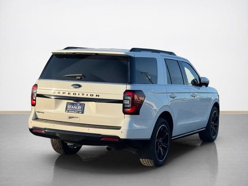Used 2023 Ford Expedition Limited RWD image 8