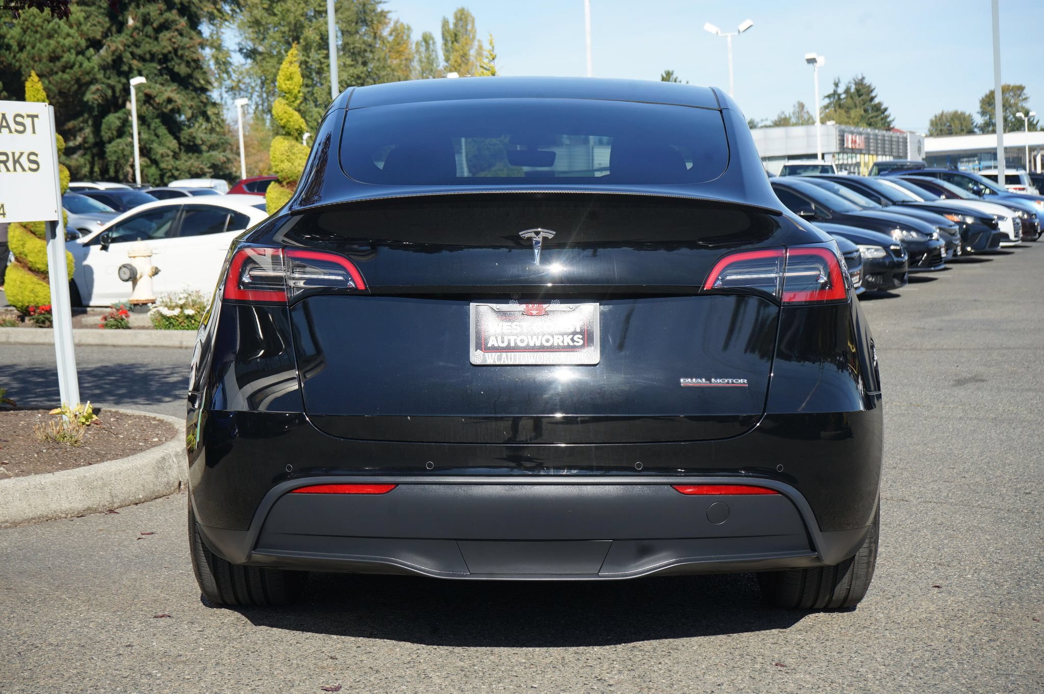 Used 2022 Tesla Model Y Performance AWD/4WD image 4