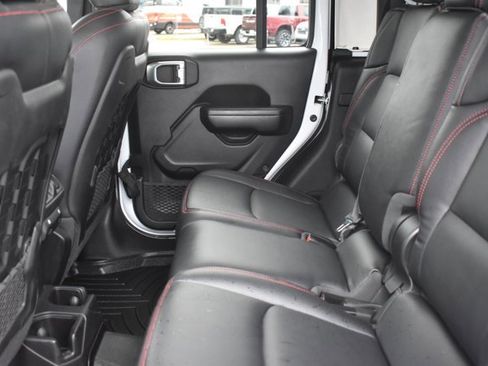 Used 2021 Jeep Gladiator Rubicon image 19