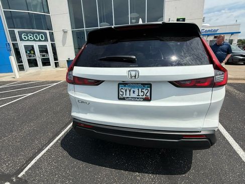 Used 2026 Honda CR-V EX image 5