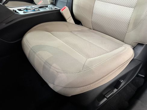 Used 2023 Ford Explorer 4WD image 16