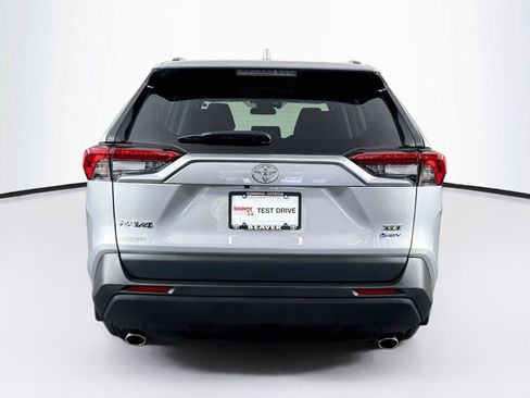 Certified 2025 Toyota RAV4 XLE w/ Convenience Package AWD/4WD image 12