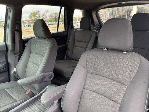 Used 2021 Honda Passport Sport image 8