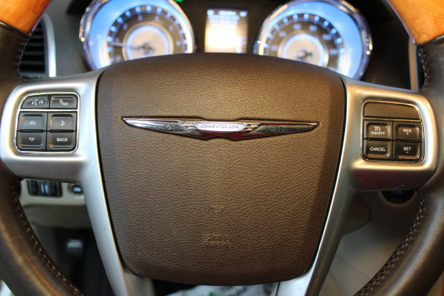 Used 2012 Chrysler 300 Limited w/ Luxury Group RWD image 20