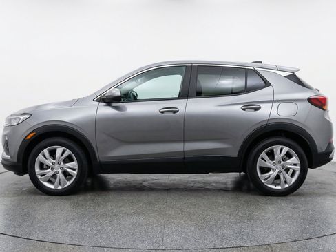 Used 2025 Buick Encore GX Preferred AWD/4WD image 5