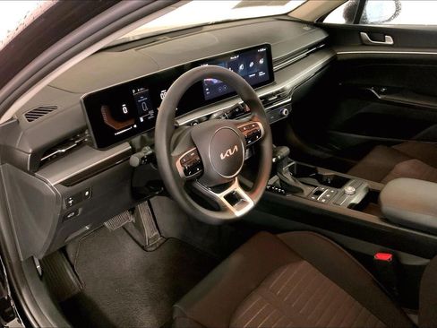 Used 2025 Kia K5 LXS FWD image 14