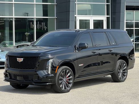 Used 2025 Cadillac Escalade ESV V AWD/4WD image 1