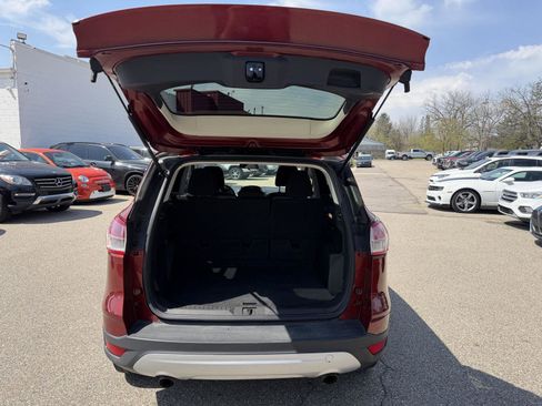 Used 2016 Ford Escape SE FWD image 21