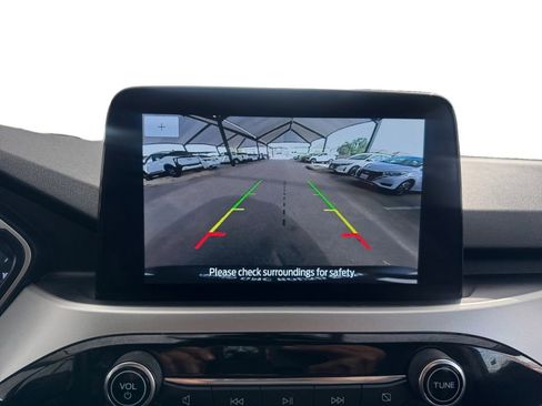 Used 2020 Ford Escape SE image 27