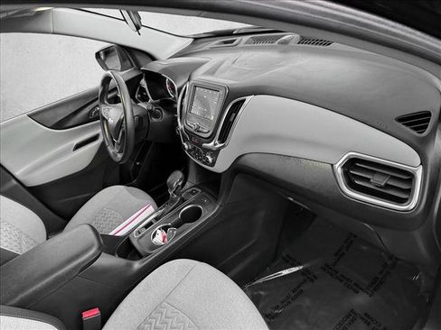 Used 2024 Chevrolet Equinox LT image 20