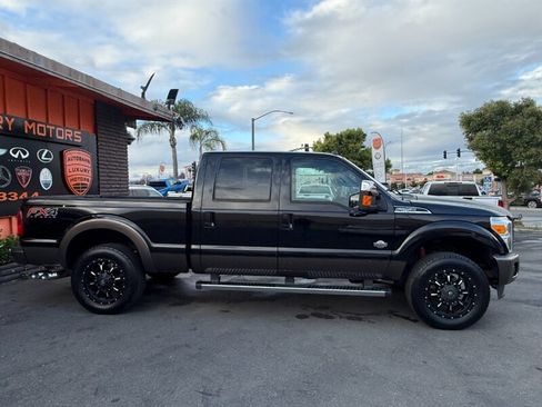 Used 2016 Ford F250 King Ranch w/ FX4 Off-Road Package AWD/4WD image 11