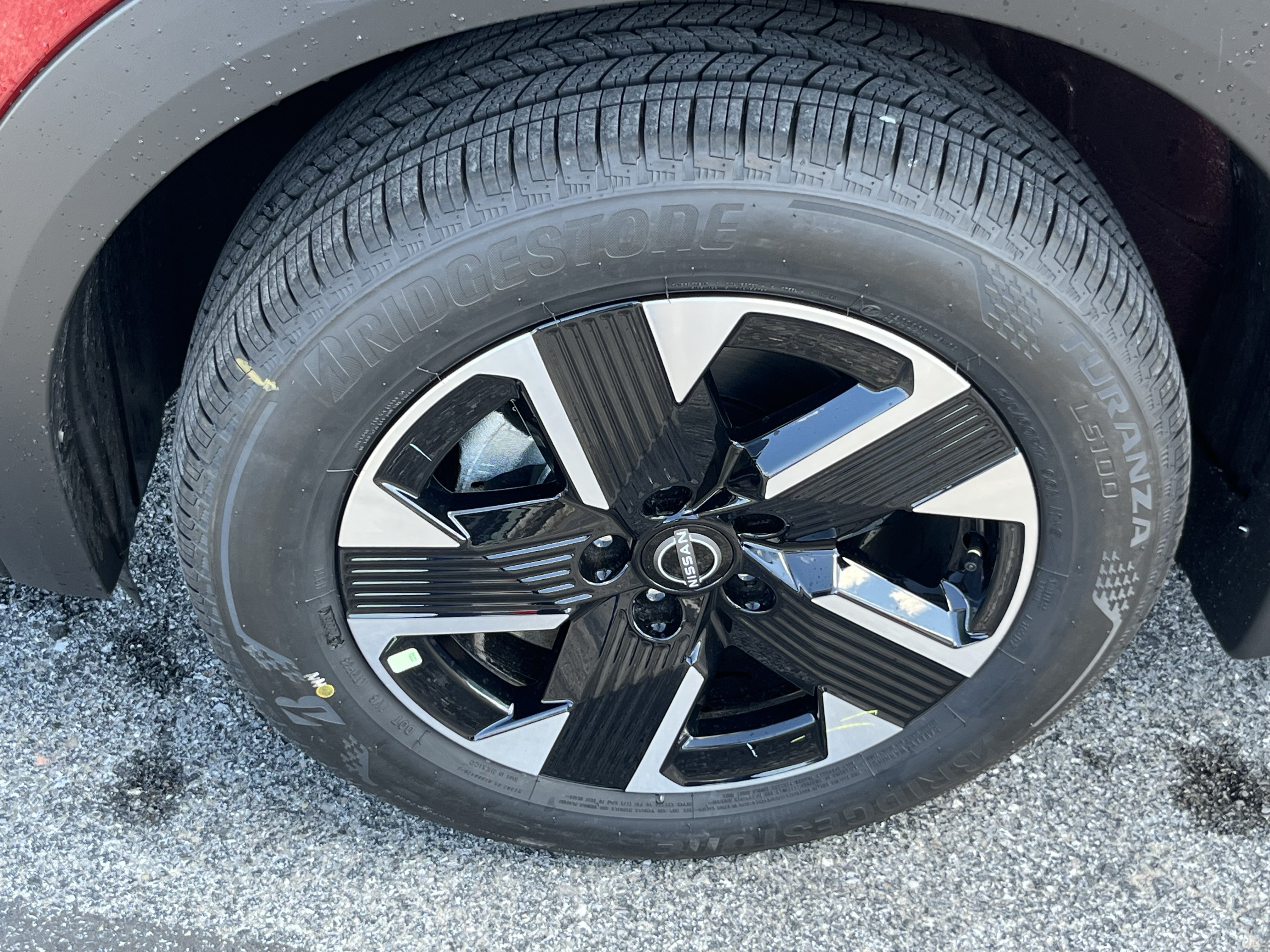 New 2026 Nissan Kicks SV w/ SV Premium Package AWD/4WD image 14