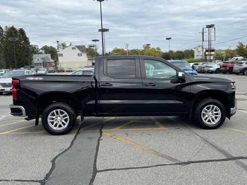 Used 2022 Chevrolet Silverado 1500 LT image 7