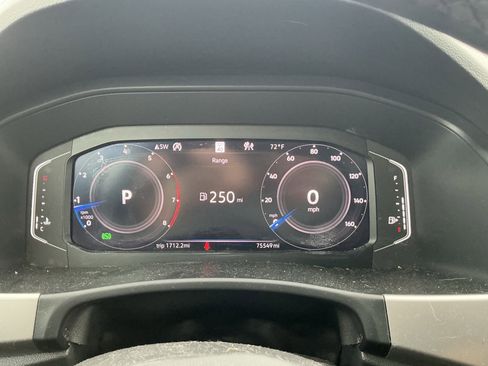 Used 2021 Volkswagen Atlas SEL image 19