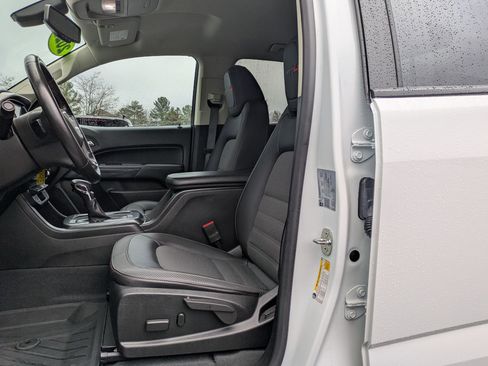 Used 2022 GMC Canyon AT4 w/ Trailering Package image 12