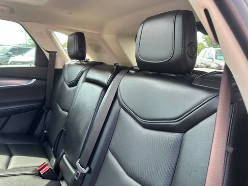 Used 2019 Cadillac XT5 Premium Luxury AWD/4WD image 24