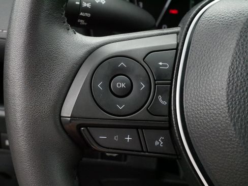 Used 2024 Toyota RAV4 XLE AWD/4WD image 26