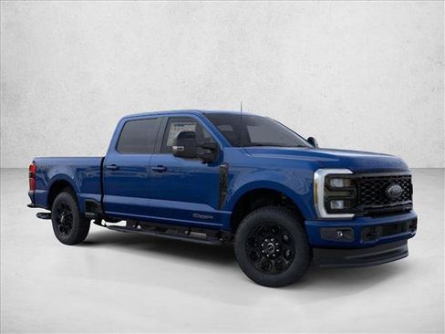 New 2026 Ford F250 Lariat w/ Black Appearance Package AWD/4WD image 7