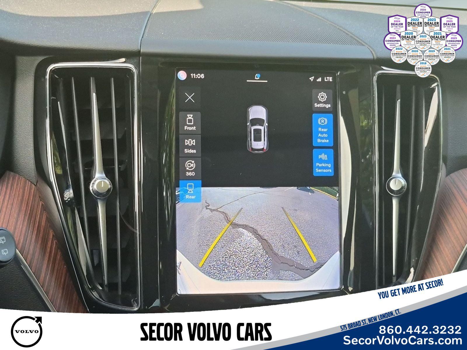 Certified 2023 Volvo XC60 B5 Plus w/ Climate Package AWD/4WD image 15