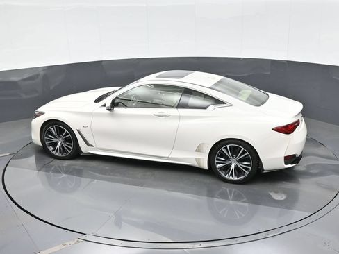 Used 2017 INFINITI Q60 3.0t w/ Premium Plus Package 3.0T RWD image 27