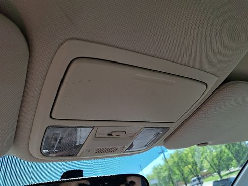 Used 2016 Honda CR-V LX image 21