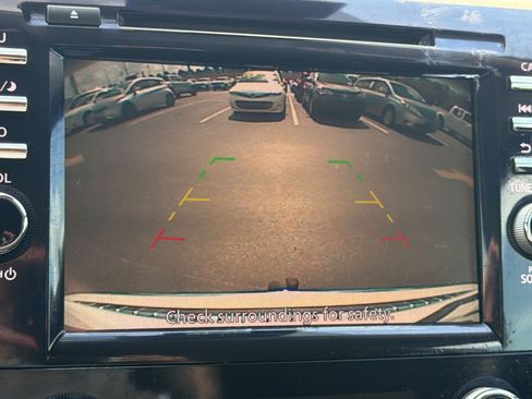 Used 2021 Nissan Murano S w/ Cargo Package FWD image 25