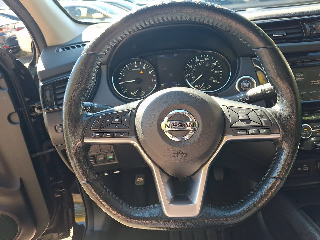 Used 2021 Nissan Rogue Sport SV AWD/4WD image 18