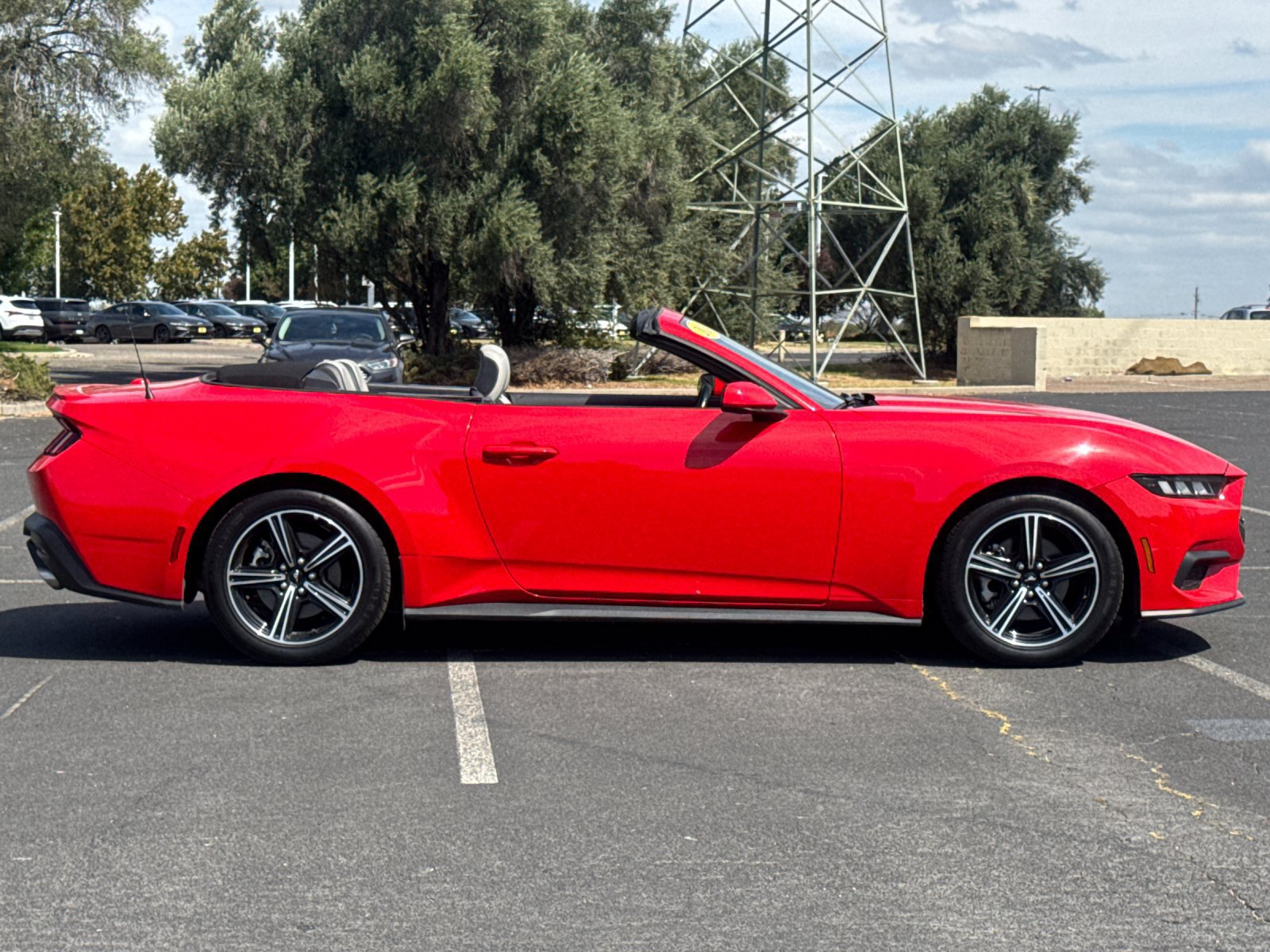 Used 2024 Ford Mustang Premium RWD image 3