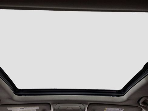 Certified 2023 Cadillac XT4 Premium Luxury FWD image 21
