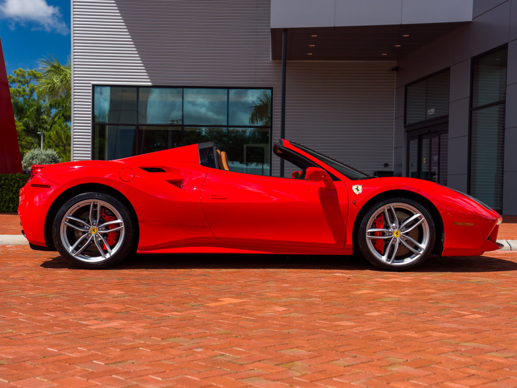 Certified 2019 Ferrari 488 Spider RWD image 7