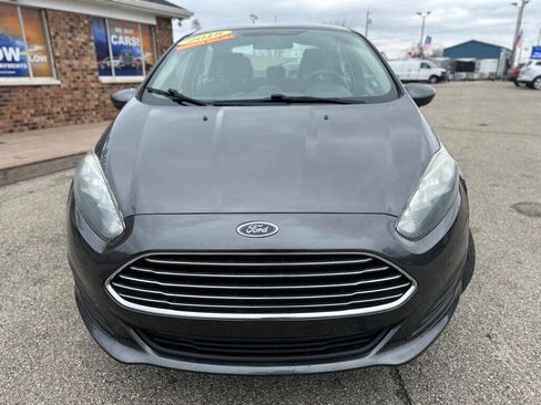 Used 2018 Ford Fiesta SE image 9