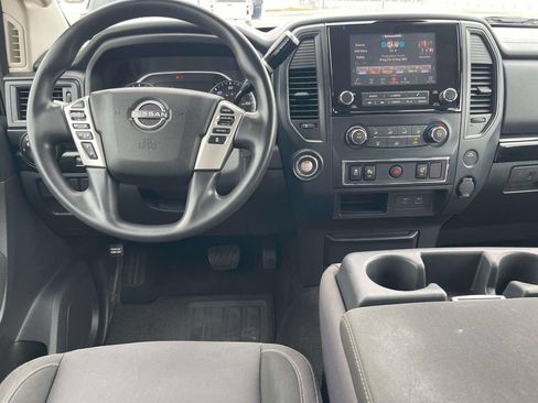 Used 2023 Nissan Titan SV RWD image 17
