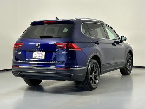 Used 2024 Volkswagen Tiguan SE w/ Panoramic Sunroof Package AWD/4WD image 7
