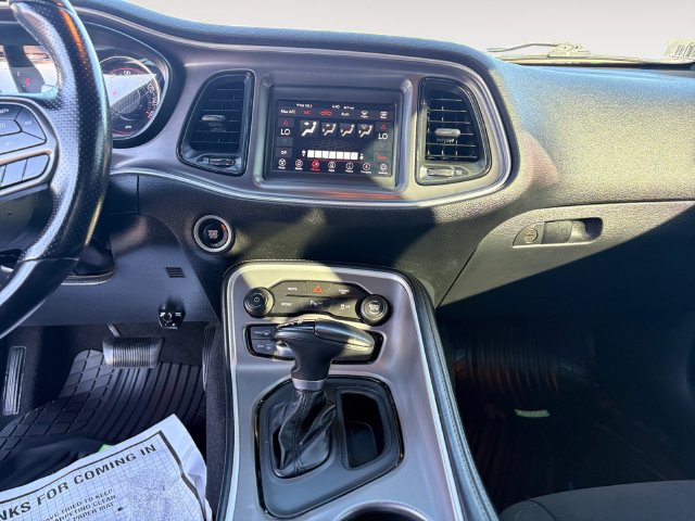 Used 2022 Dodge Challenger GT RWD image 11