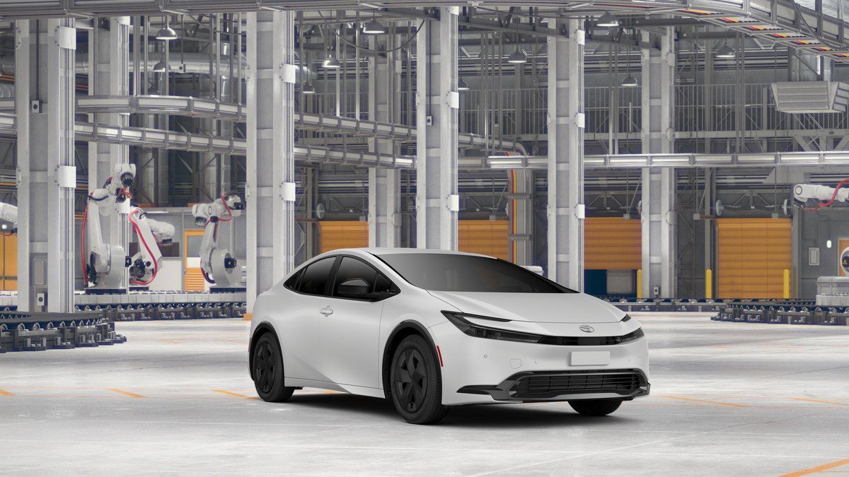 New 2027 Toyota Prius LE FWD image 17
