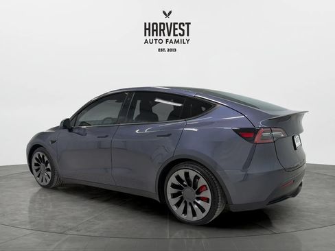 Used 2022 Tesla Model Y Performance AWD/4WD image 3